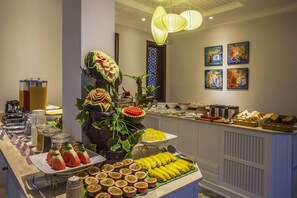 Petit déjeuner complet servi tous les jours en supplément
