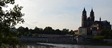 Vue sur la ville depuis l’hébergement