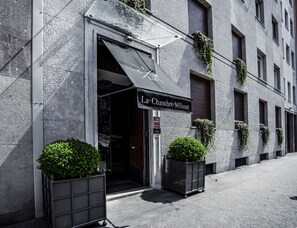 Property entrance - La Chambre Milano (Milan)