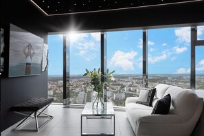 Deluxe Apartment, Hot Tub | 1 bedroom, premium bedding, individually decorated