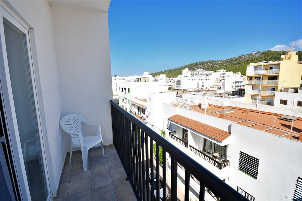 Hostal Mallorca by null