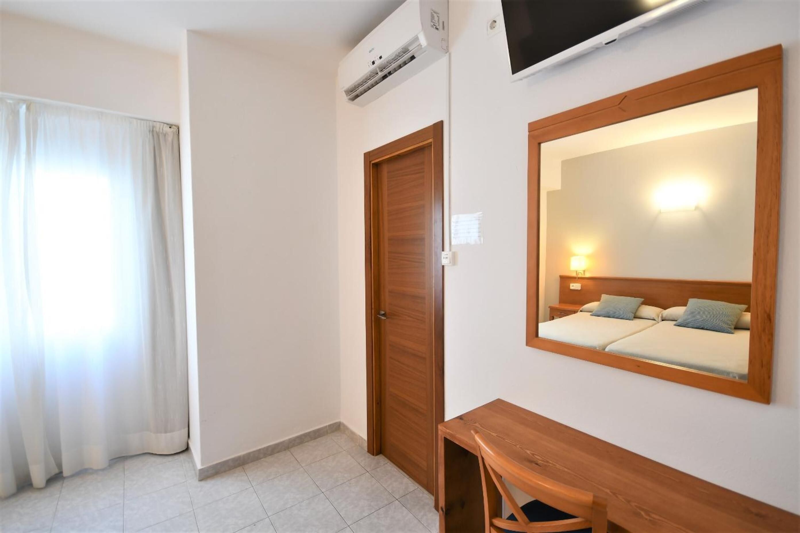 Foto - Hostal Mallorca