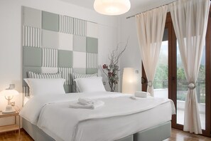 Premium bedding, in-room safe, soundproofing, iron/ironing board