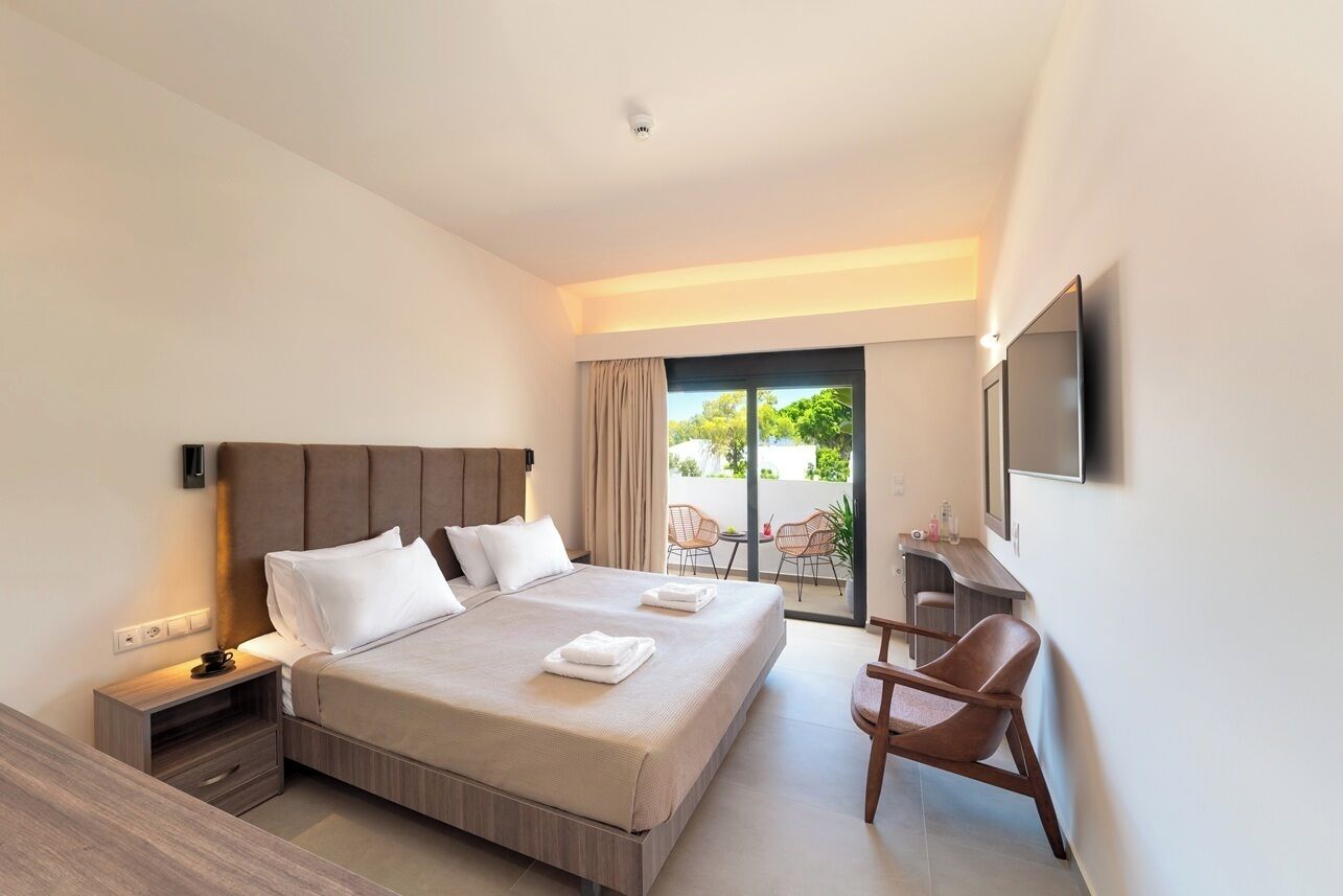 Habitación estándar con 2 camas individuales | Caja fuerte, cortinas opacas, sistema de insonorización y wifi gratis