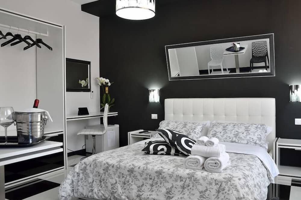 Black & White G&G - Monte Testaccio