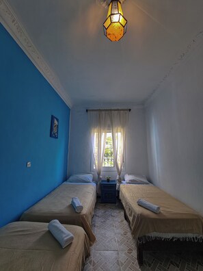 Wifi gratis y ropa de cama 