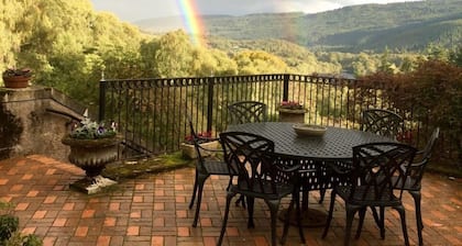 Highland Bear Lodge & Luxury Bear Huts