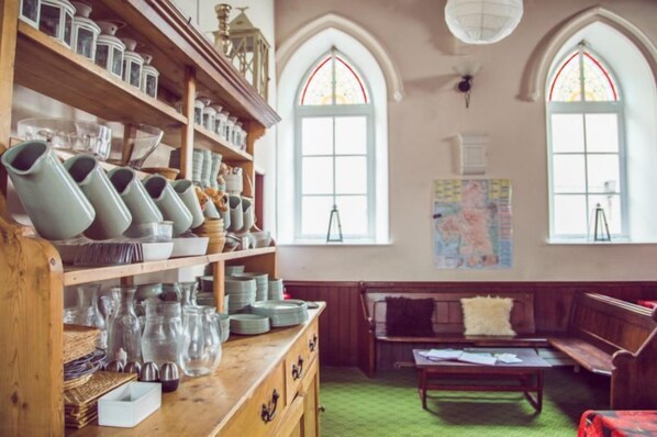 Daily full breakfast (GBP 7.50 per person) - Kirkby Stephen Hostel (Kirkby Stephen)