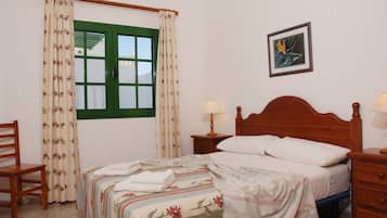3 chambres, lits bébé (gratuits), Wi-Fi gratuit
