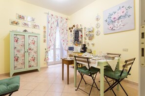 茶具/咖啡用具、电热水壶