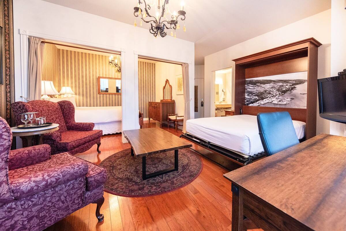 classic suite, double murphy bed | individually decorated, individually furnished, desk, blackout curtains