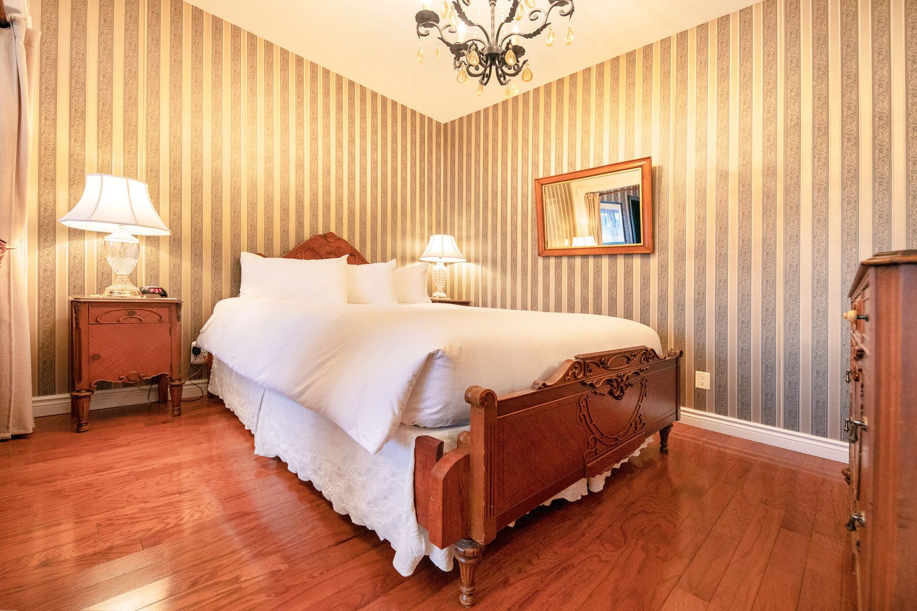 classic suite, double murphy bed | individually decorated, individually furnished, desk, blackout curtains