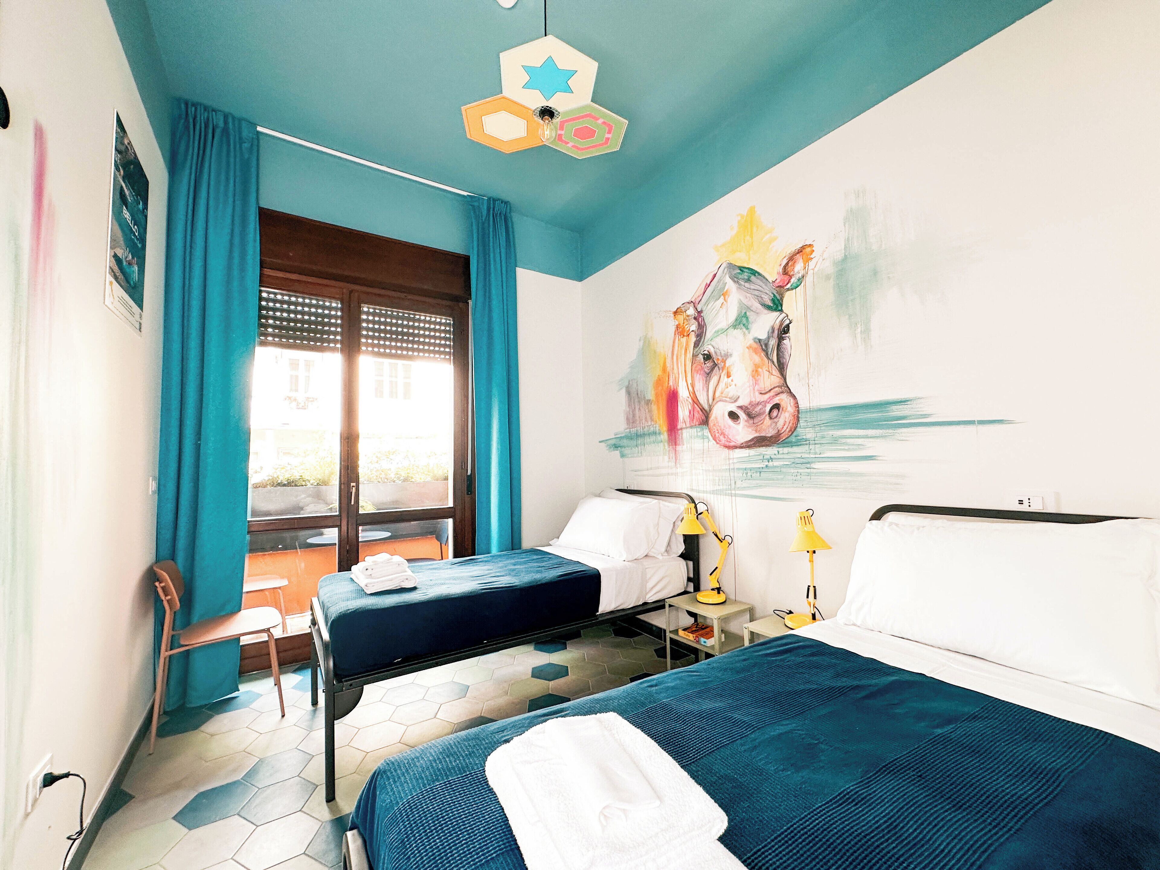 Doppel- oder Zweibettzimmer