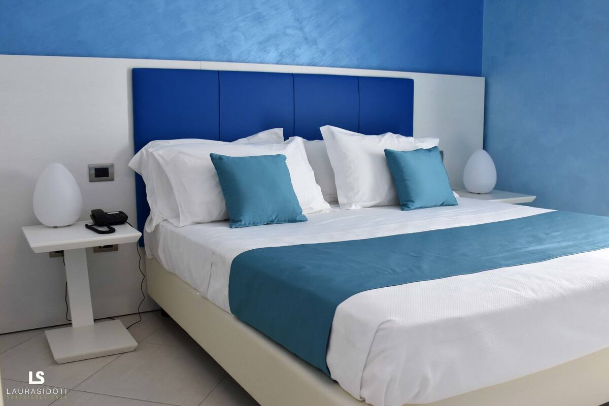 classic double or twin room | premium bedding, down duvets, minibar, in-room safe