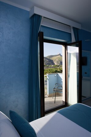 Classic Double or Twin Room | Balcony view - Hotel Riviera Azzurra (Oliveri)