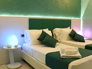 Premium bedding, down comforters, minibar, in-room safe - Hotel Riviera Azzurra (Oliveri)