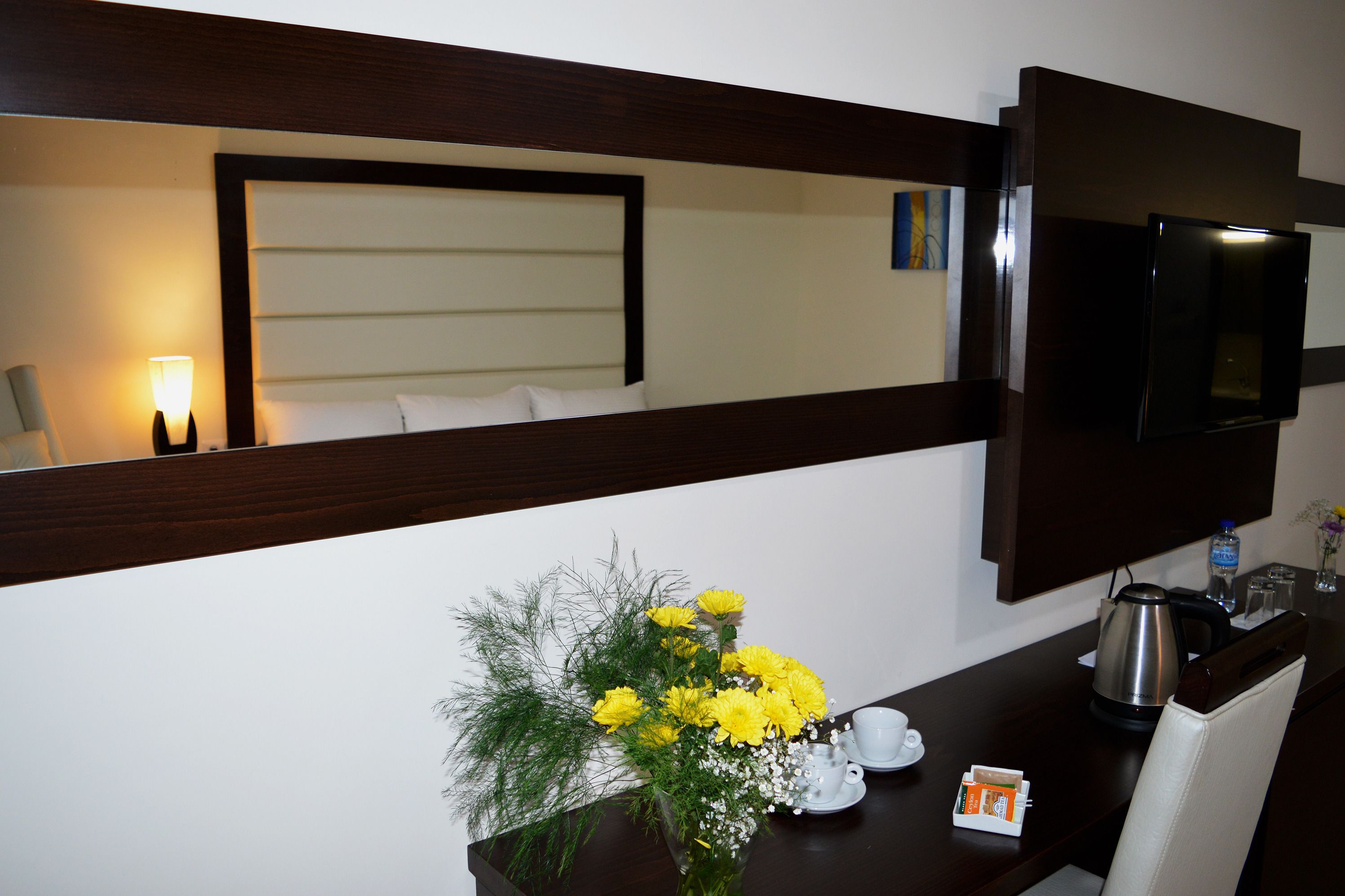 deluxe quadruple room, multiple beds | room amenity