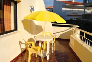 Studio, Balcony | Terrace/patio - Apartamentos Olhos do Mar (Albufeira)