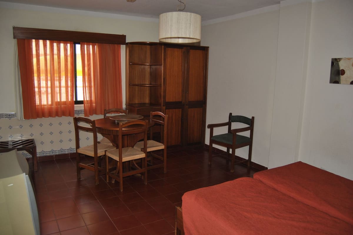 Studio, balcon