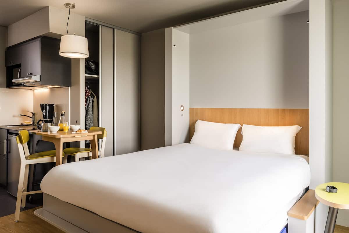 Studio, 1 Double Bed