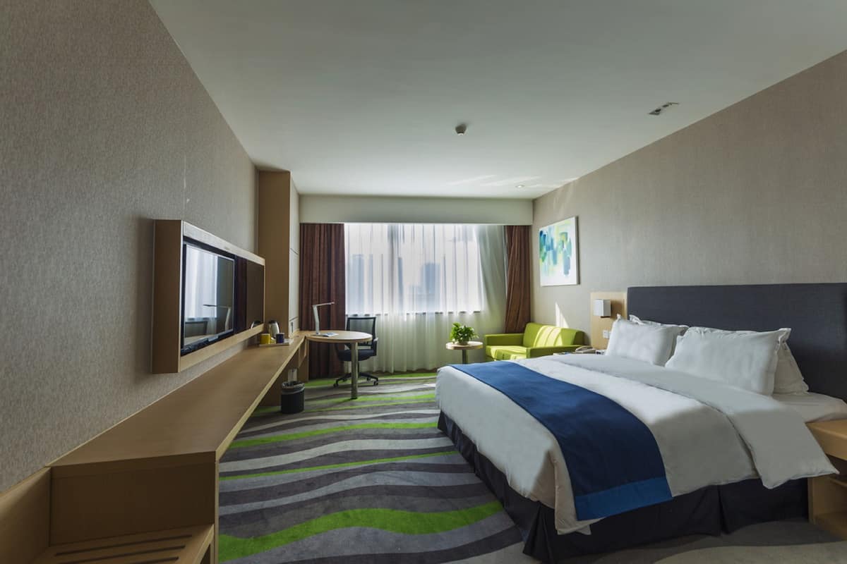 Minibar, in-room safe, desk, soundproofing