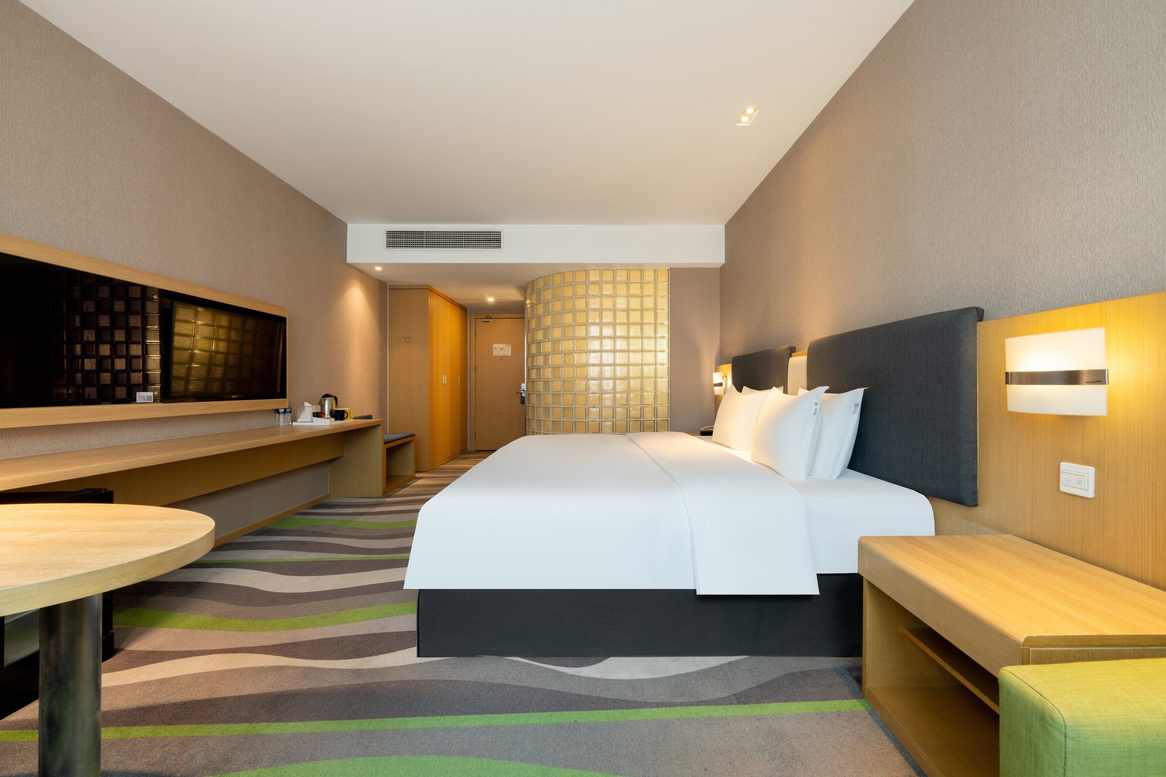 Minibar, in-room safe, desk, soundproofing