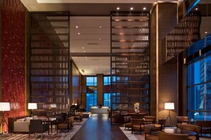 Bar (on property) - Hyatt Regency Shanghai, Wujiaochang (Shanghai)