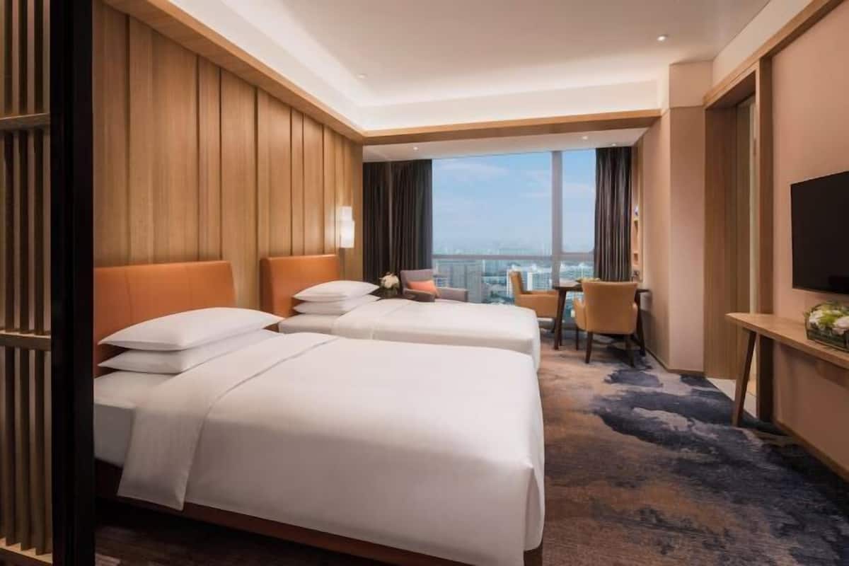 Minibar, in-room safe, desk, blackout drapes