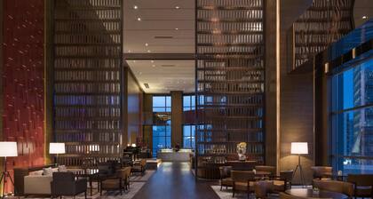 Hyatt Regency Shanghai, Wujiaochang