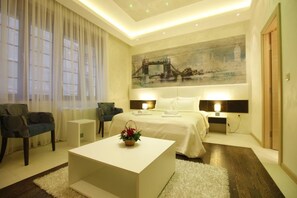 객실 내 금고, 암막 커튼, 다리미/다리미판, 무료 WiFi