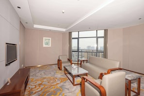 Executive Suite, 1 King Bed, Non Smoking - Ramada Encore by Wyndham Jingzhou Shashi (Jingzhou)