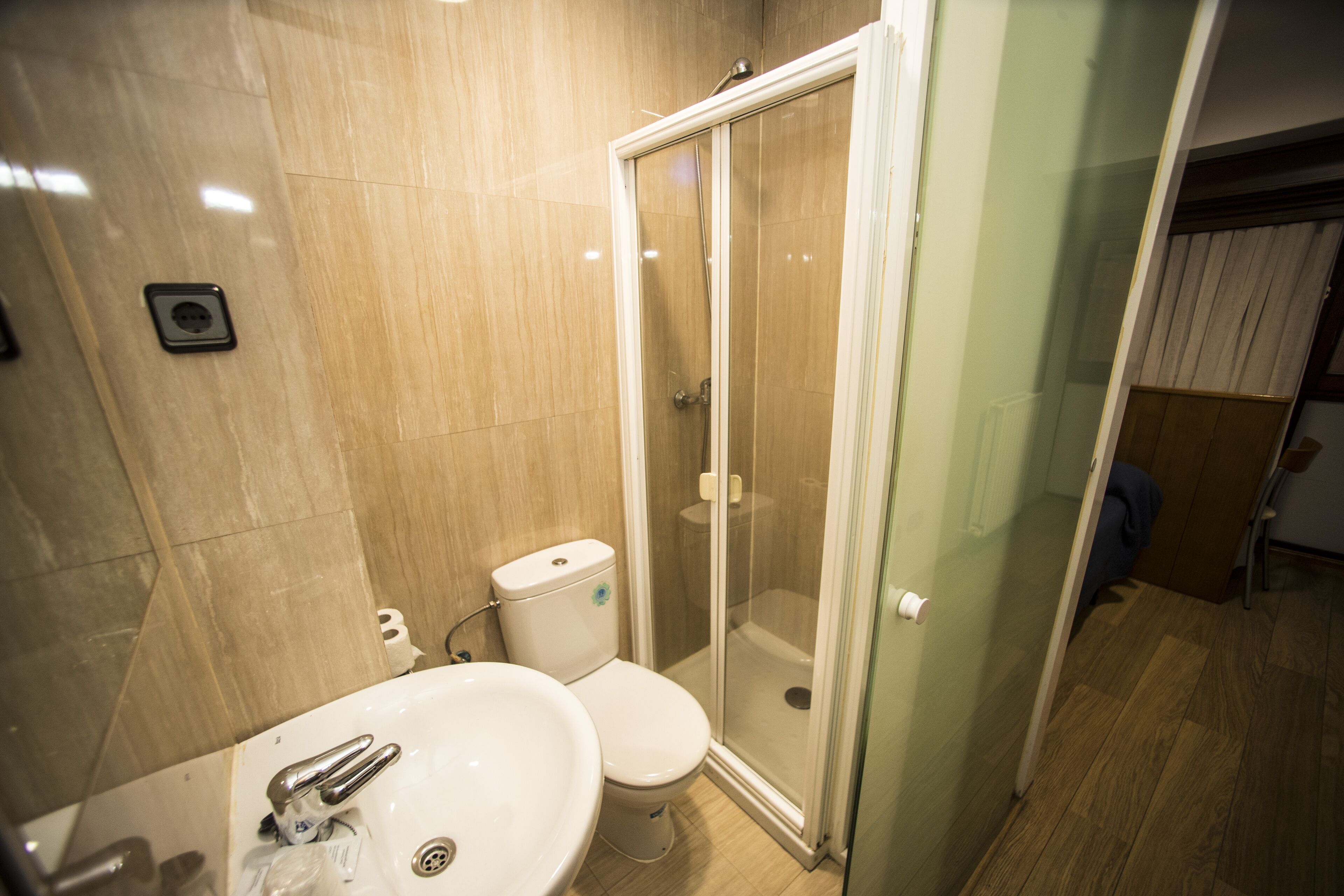 Foto - Hostal Caballeros