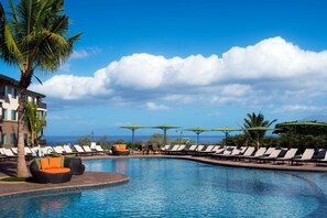 Outdoor pool, free cabanas, pool umbrellas - Residence Inn by Marriott Maui Wailea (Kihei)