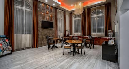 Travelodge Inn & Suites by Wyndham Bell Los Angeles Area