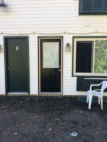 Exterior. Chaffee Lodge