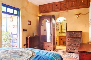 2 bedrooms, in-room safe, blackout drapes, iron/ironing board - Dar Yasmin - Villa (Marrakech)
