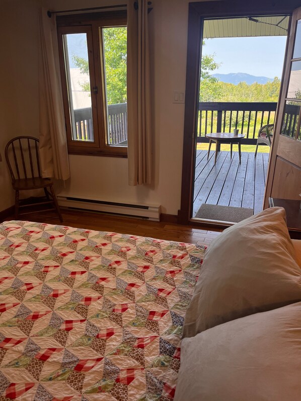 Double Room, 1 Double Bed, Private Bathroom, Mountain View