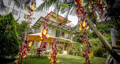 Posada Las Bromelias