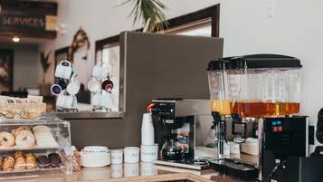 Free daily continental breakfast