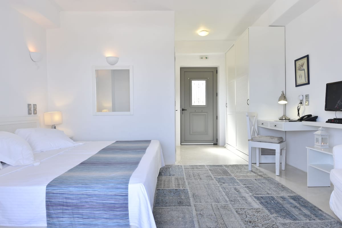 Camera Deluxe | 3 camere, biancheria da letto di alta qualità, minibar