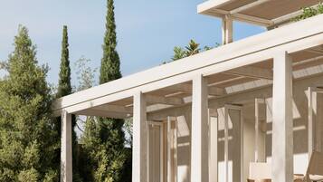 Seasonal outdoor pool