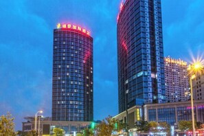 Exterior - Tixiang International Hotel (Zhangjiagang)