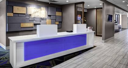 Holiday Inn Express & Suites Coldwater by IHG