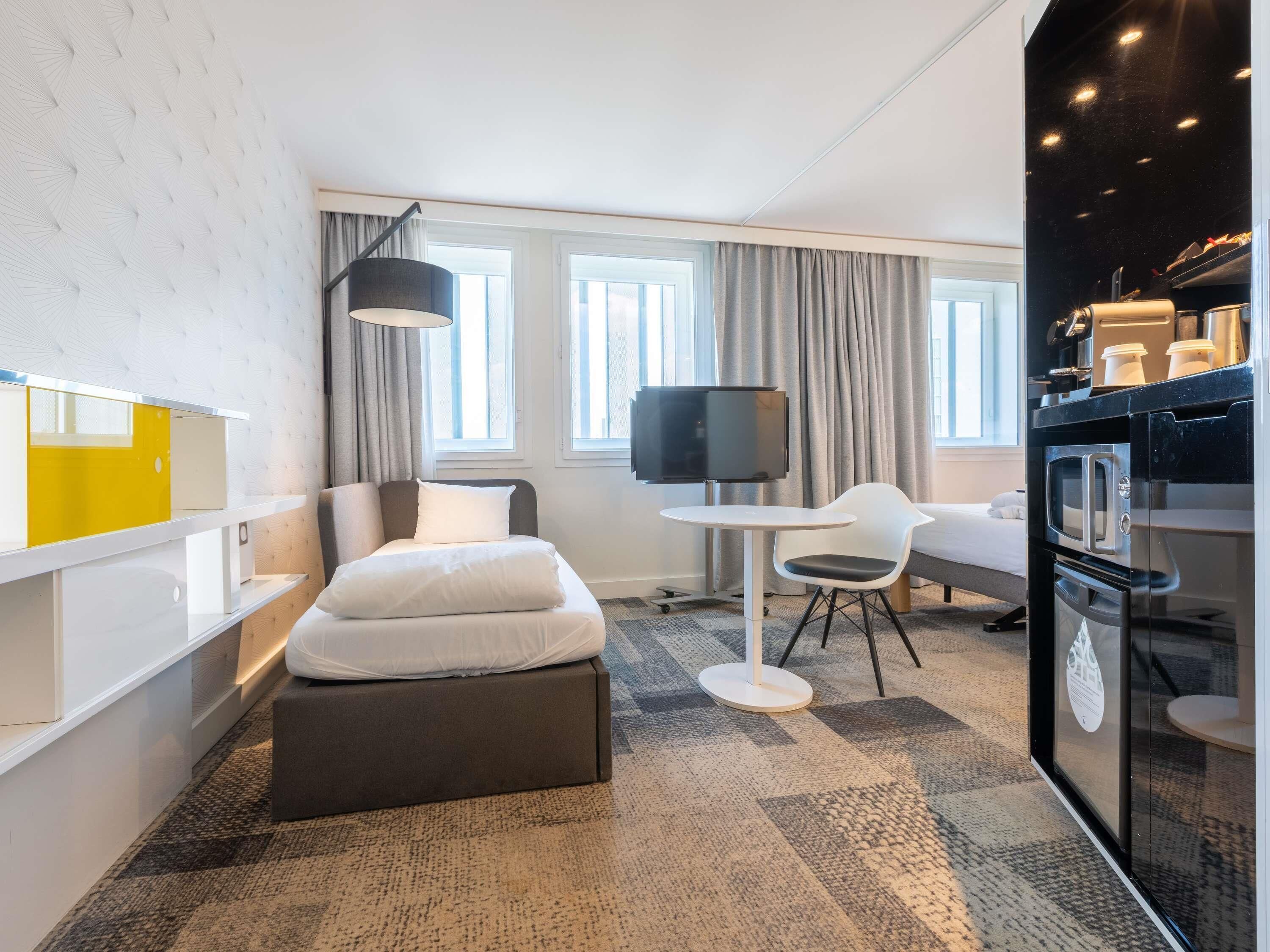 1 bedroom, premium bedding, minibar, in-room safe