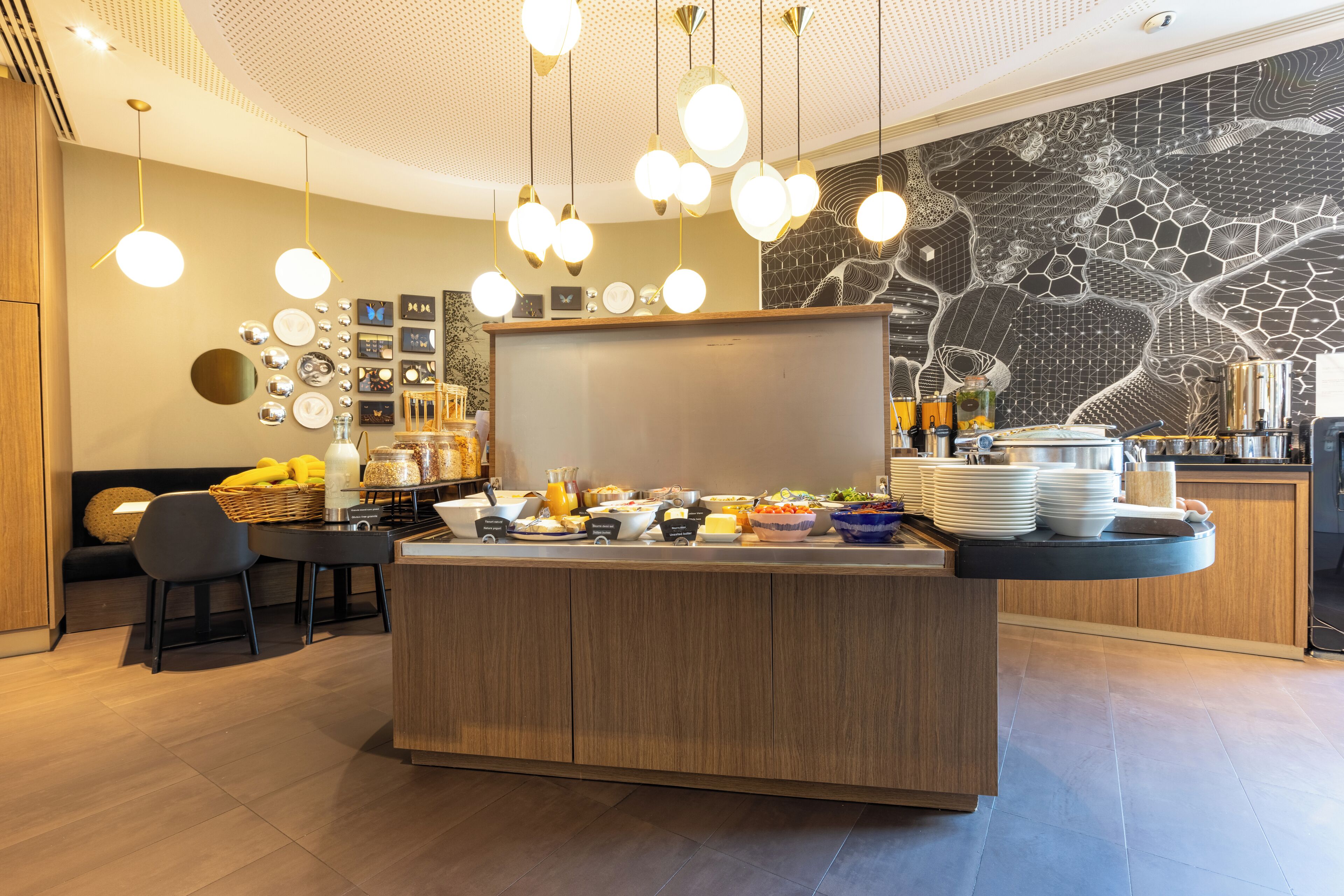 daily buffet breakfast (eur 19 per person)