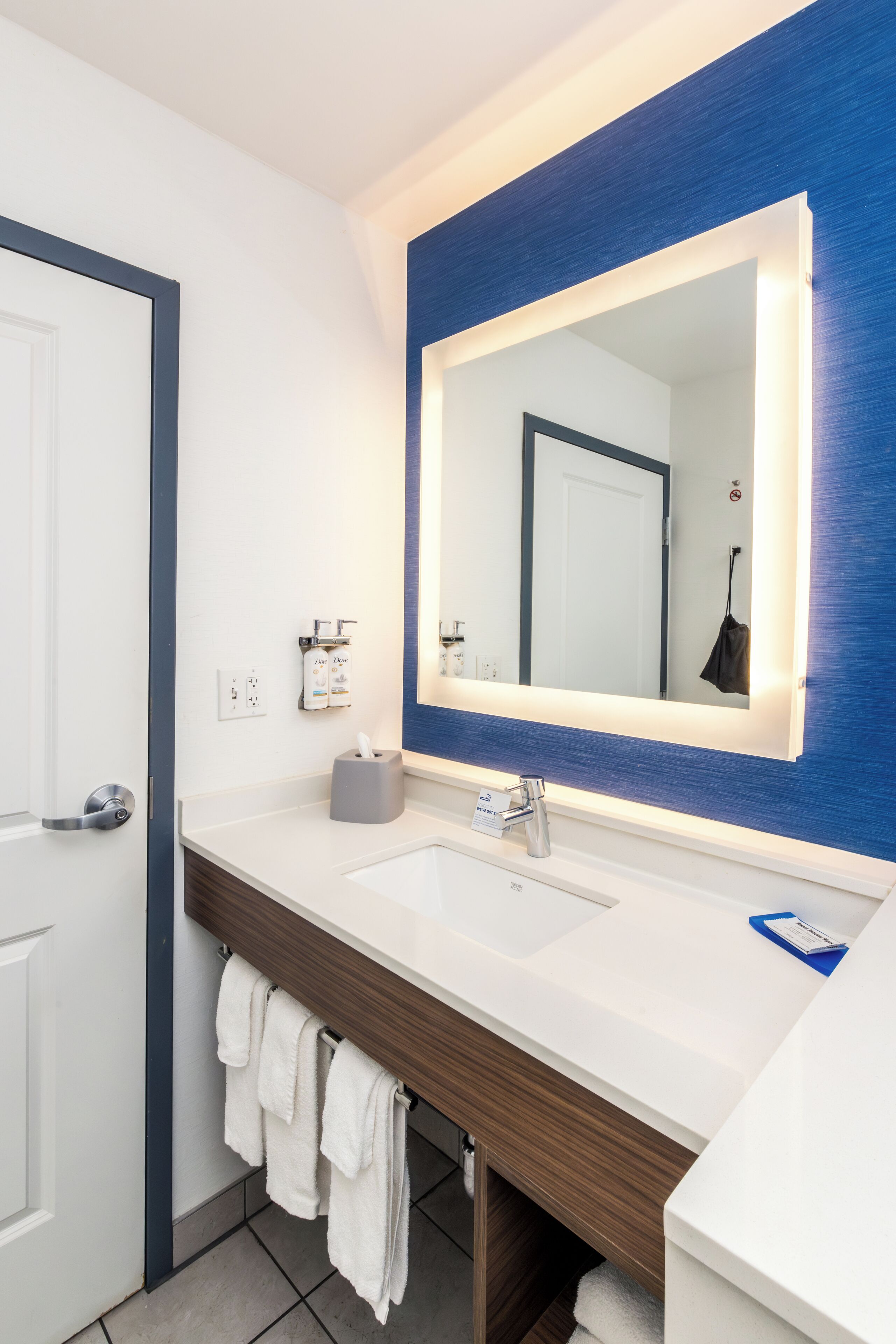 Foto - Holiday Inn Express & Suites Downtown Louisville by IHG