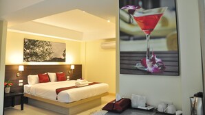 Grand Deluxe Double Room | Hypo-allergenic bedding available, desk, laptop workspace