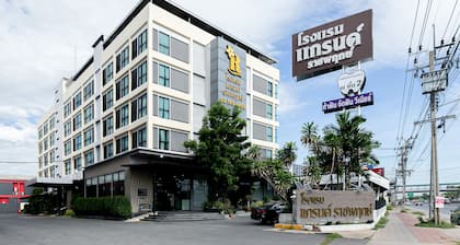 Grand Ratchapruek Hotel