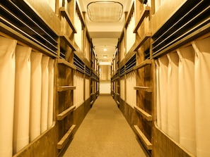 2 habitaciones y minibar con artículos gratuitos 