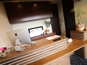 Reception - Fuku Yado - Fuku Hostel - Namba Osaka (Osaka)